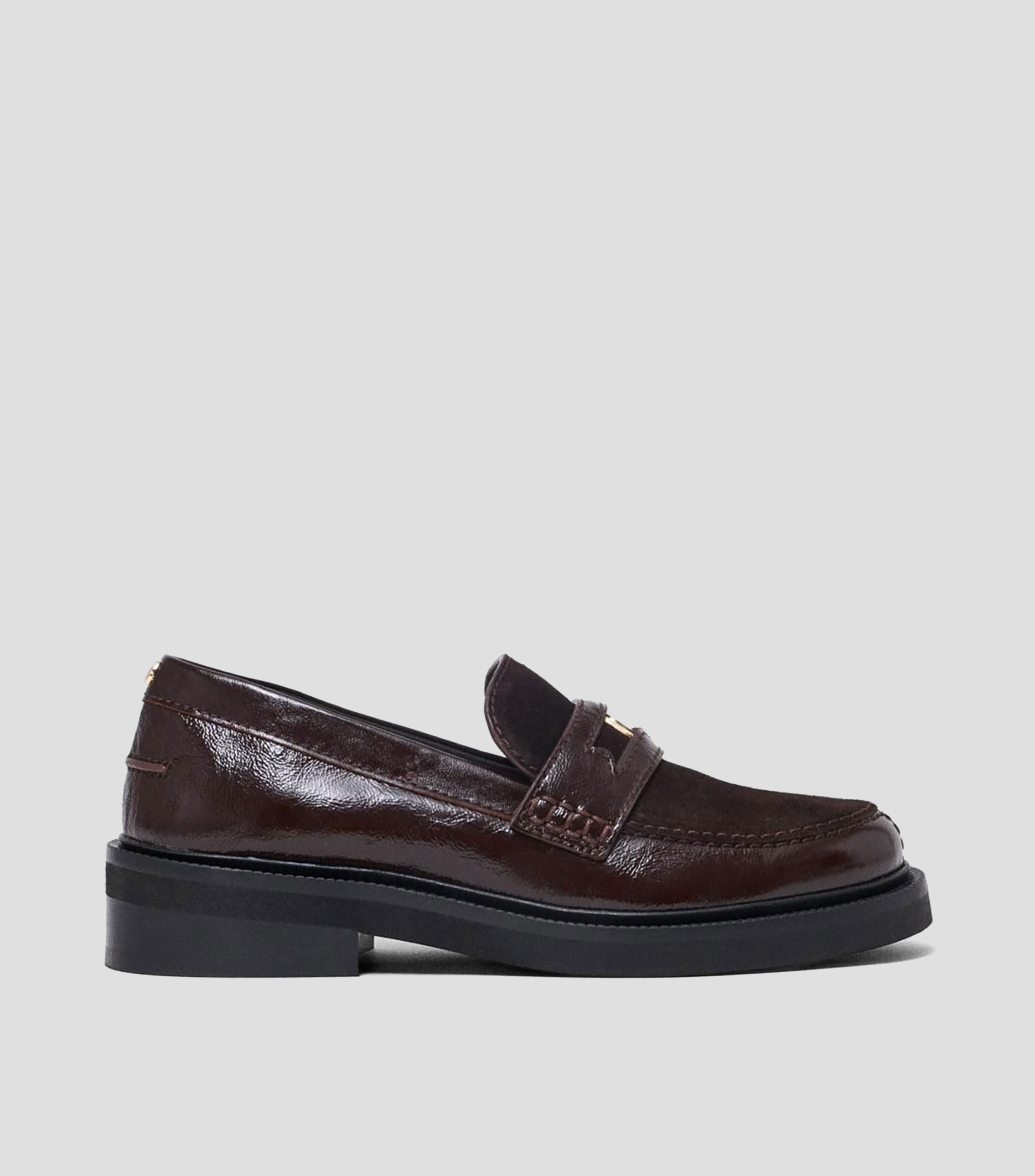 Mocasines de piel con tacón medio y ancho Mujer